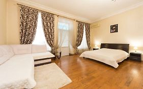 Goodrest On Ekaterininskaya